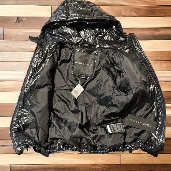 KENDALL & KYLIE Dublin Mixed-Media Sherpa Puffer Jacket - Picture 4 of 8